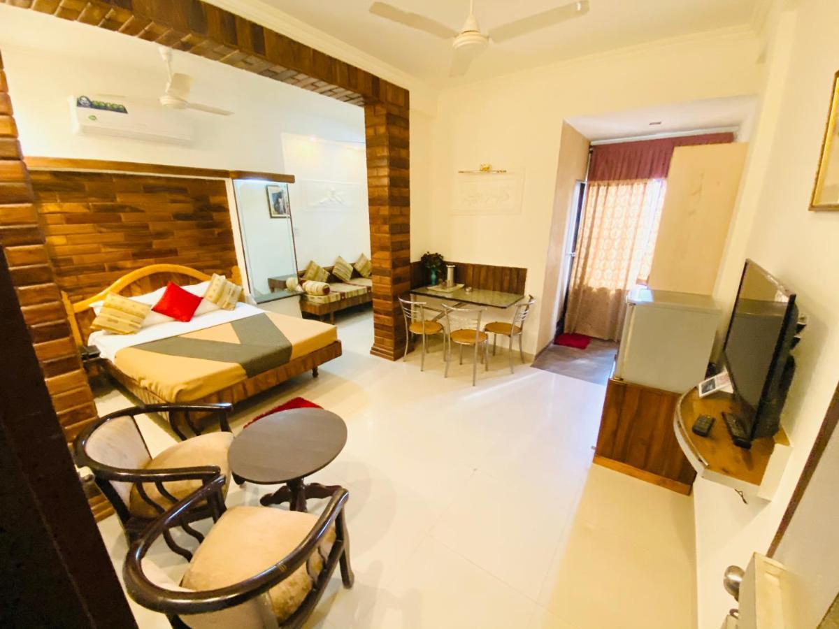 Hotel The Galaxy Jabalpur Exterior photo
